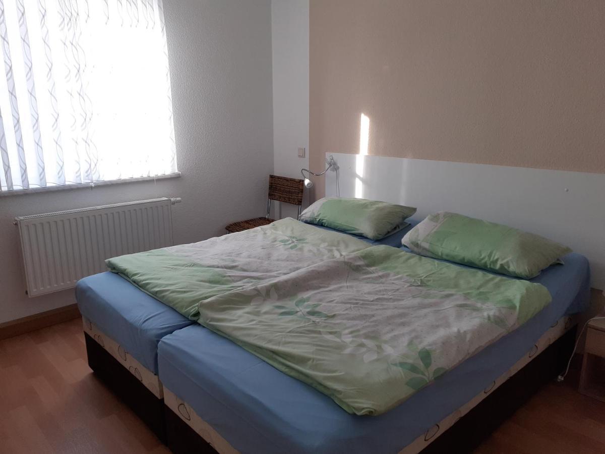 Ferienwohnung - August-Bebel-Str. 19 Oelsnitz  Экстерьер фото